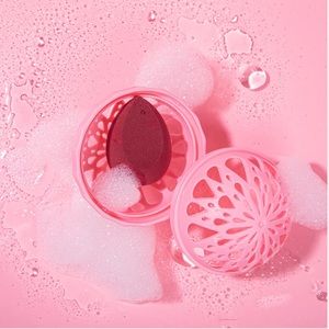 Makeup Eraser washable makeup sponge